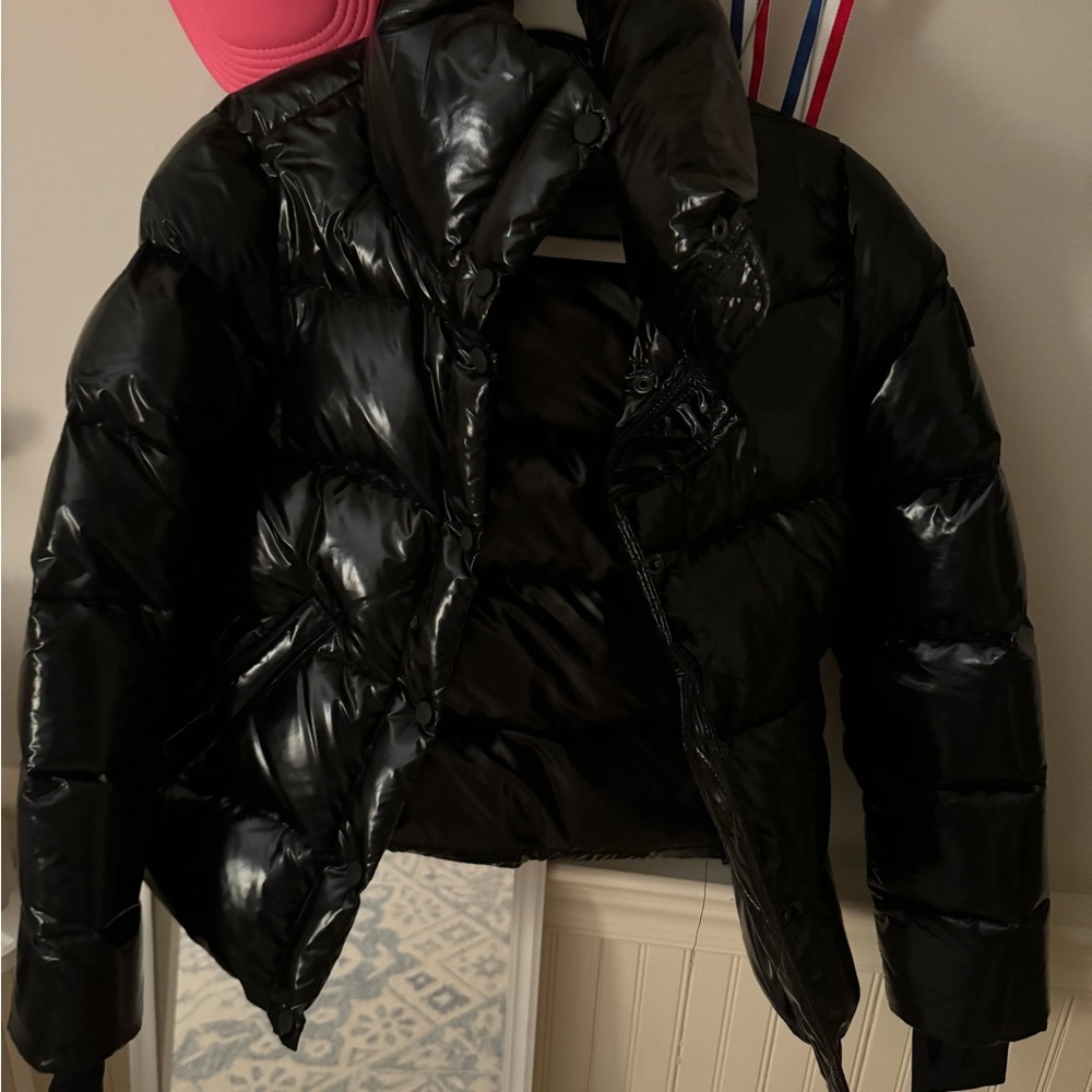 Sam Jacket ⭐️⭐️ brand new condition, only worn twice